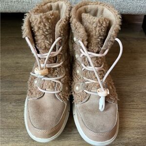Sorel Youth Unisex Youth Explorer Tan Cozy Winter Boots